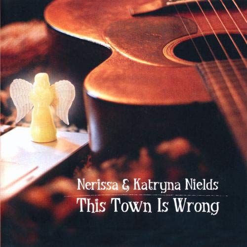 The Nields - This Town Is Wrong (CD)