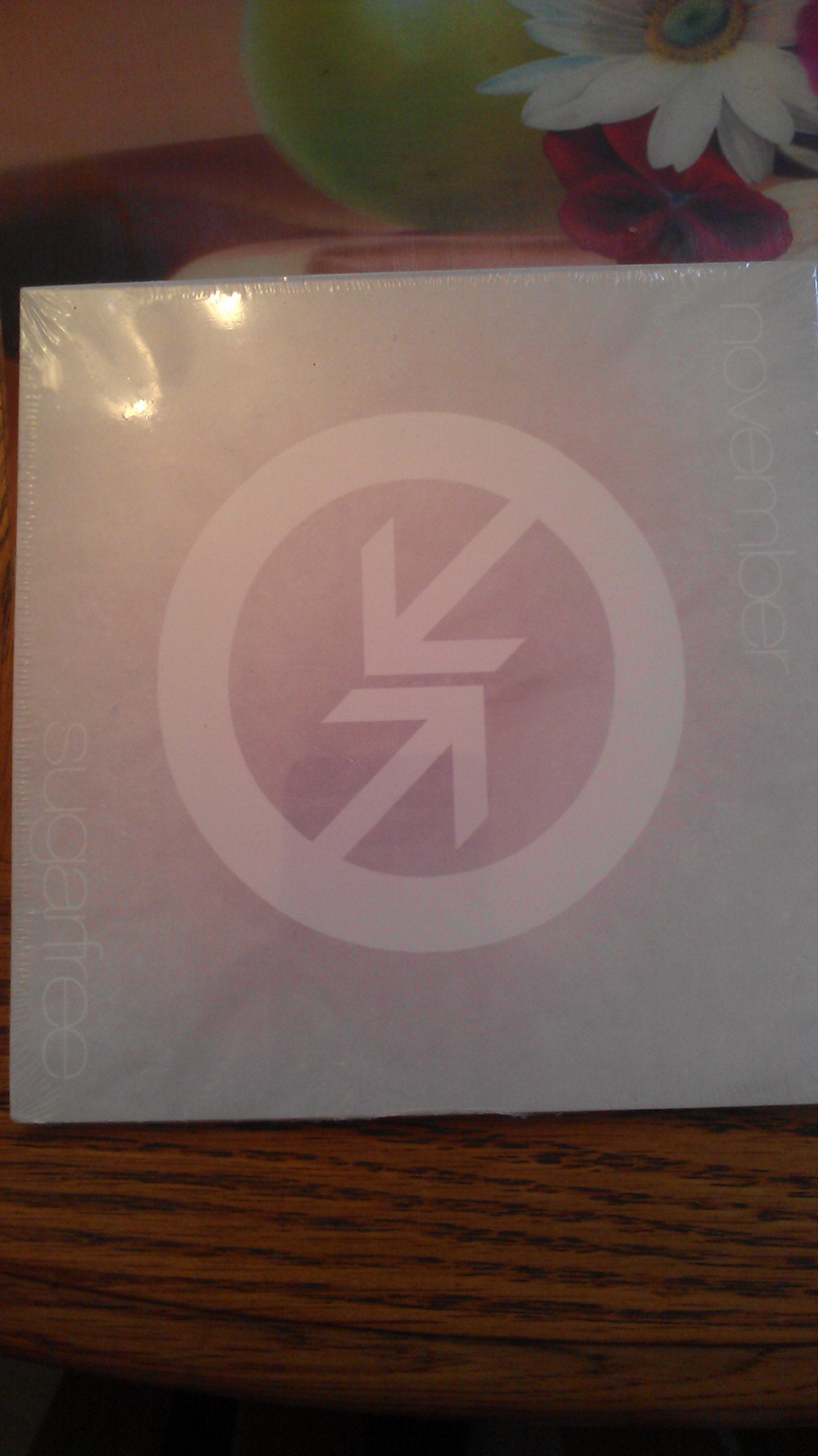 November - sugarfree (CD)