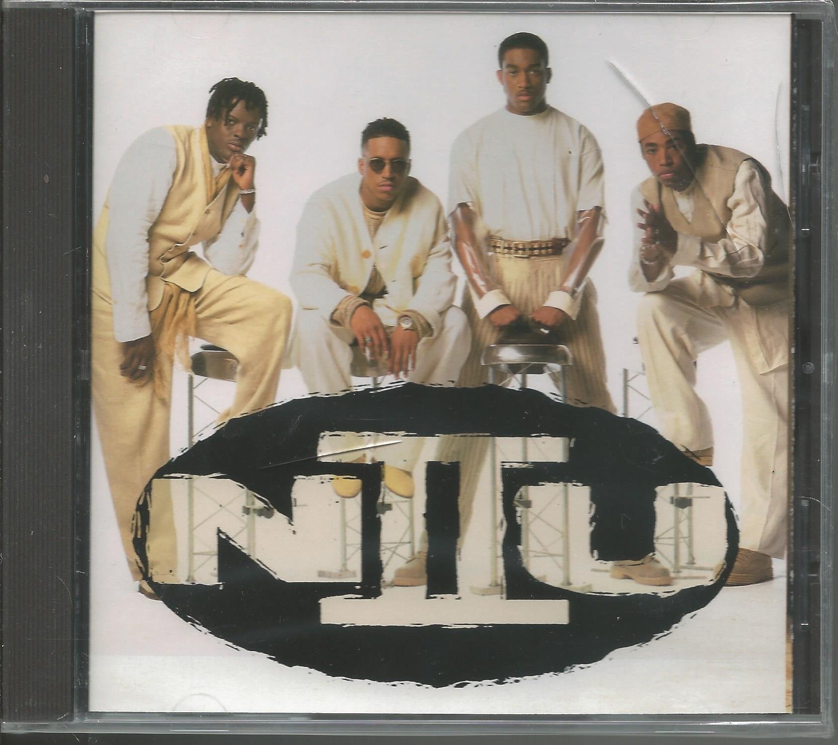 N II U - N II U Group (CD)