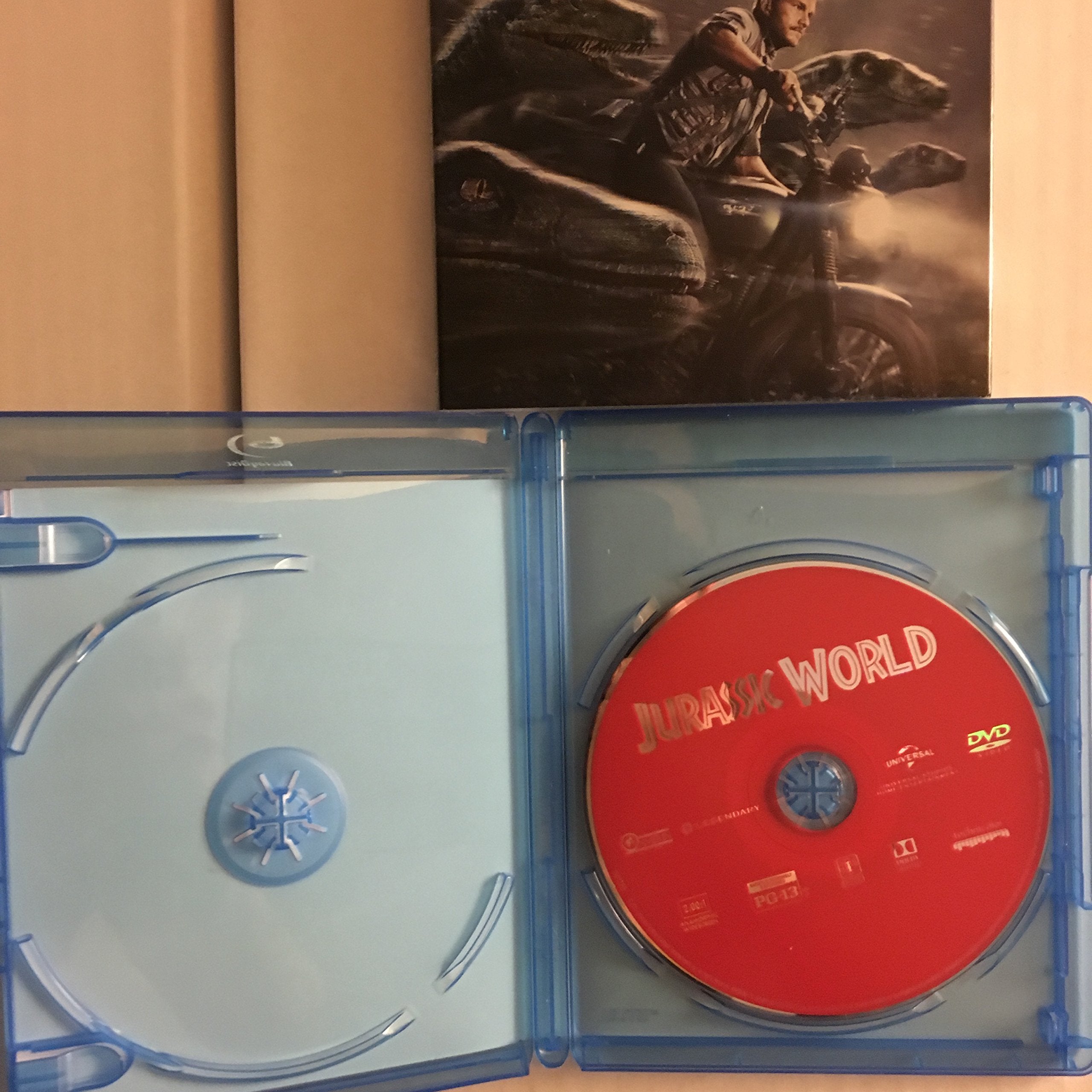 Jurassic World (Blu-ray + DVD) (Blu-ray)