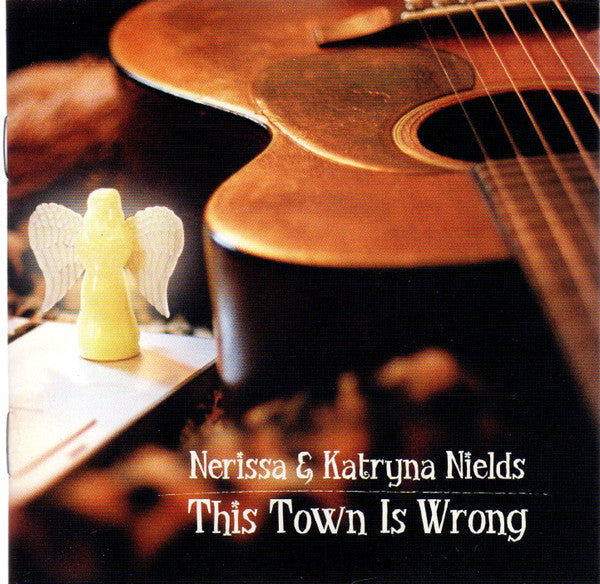 The Nields - This Town Is Wrong (CD)